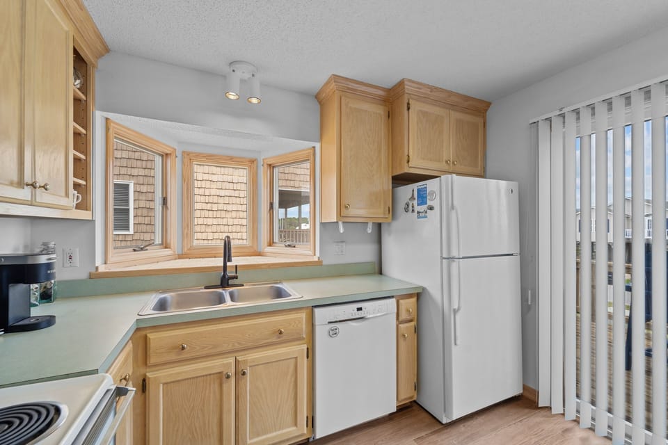 KDS2071: Sandpiper Cottage | Kitchen
