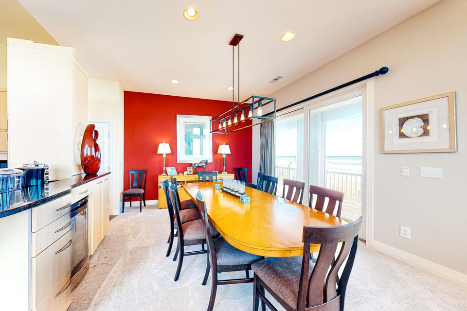 WH273: Paradise Found | Top Level Dining Area