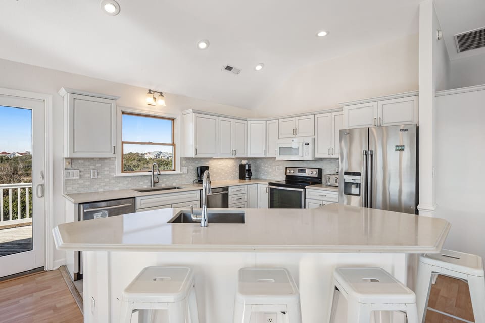 WH240: Seas the Day | Top Level Kitchen