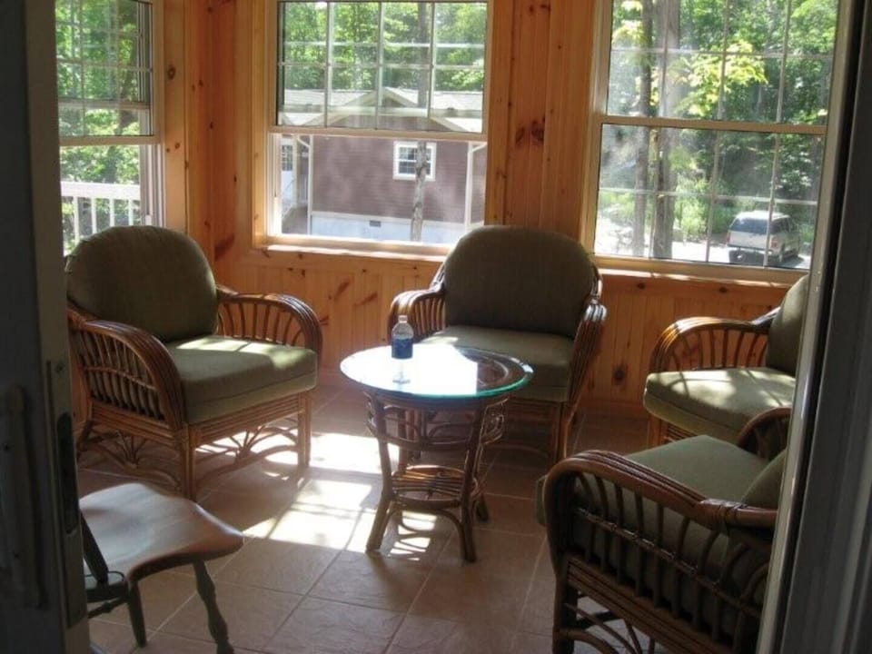 Muskoka Room
