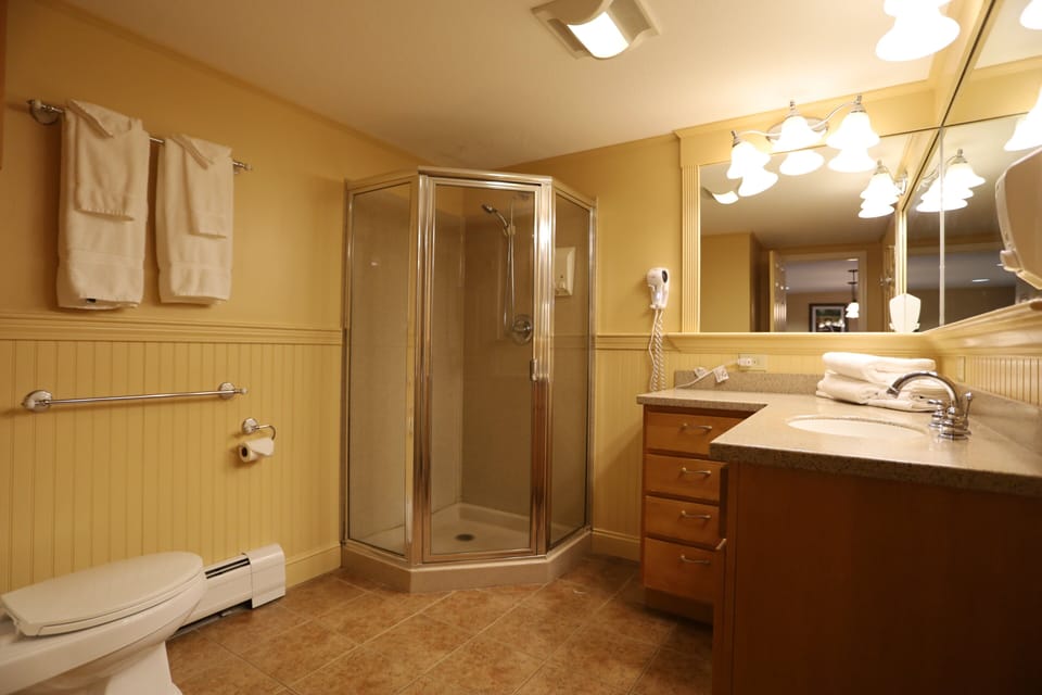 Bathroom near Loon Mountain