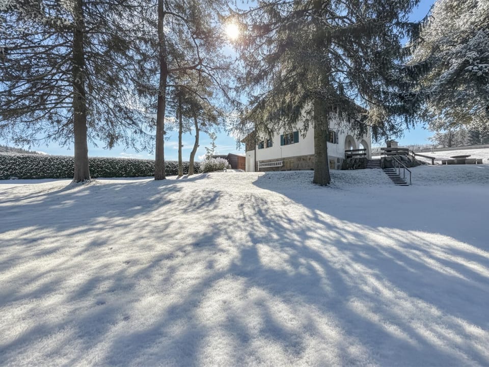 Holiday Home Exterior [winter]