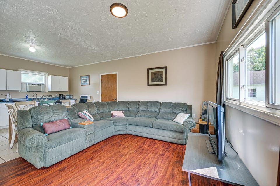 Living Room | Full Sleeper Sofa