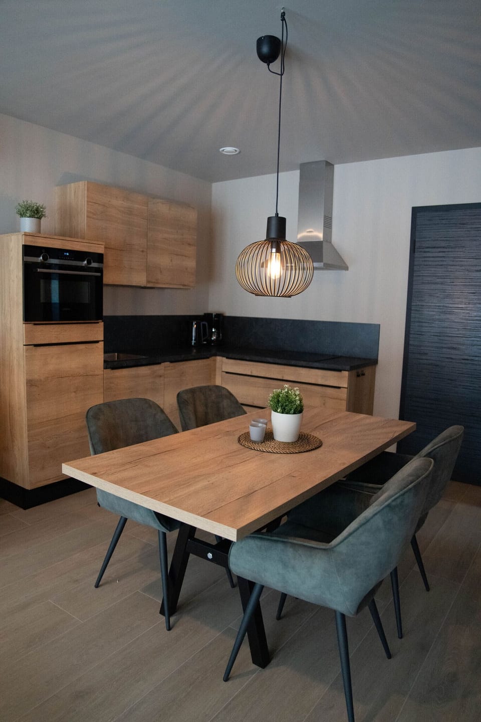 Dining room of Camping Natuurlijk Limburg – Appartement 3