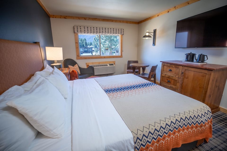 Sip morning coffee with a handy kitchenette and dining nook.