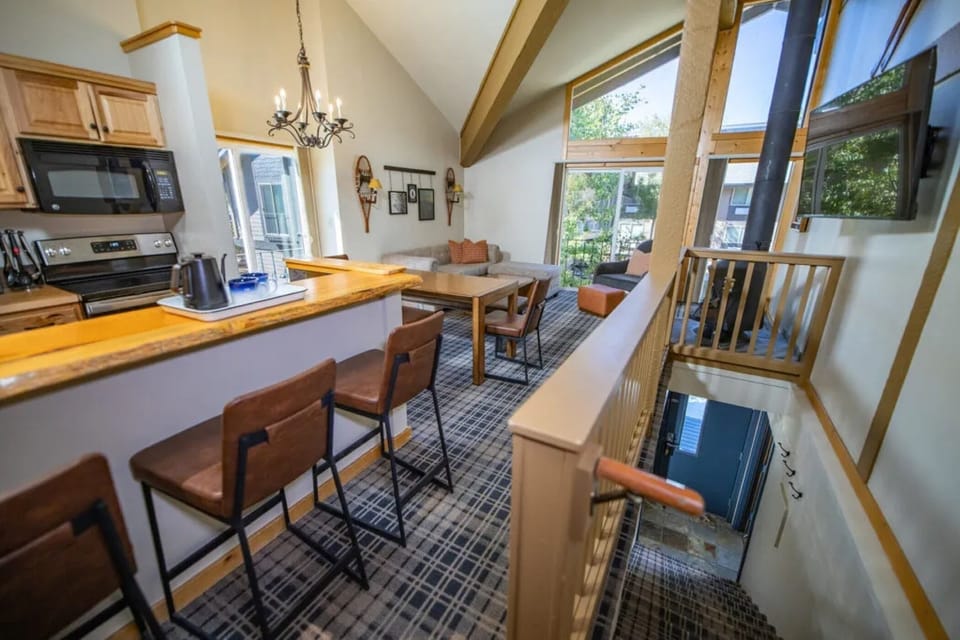 Start mornings with coffee at the spacious breakfast bar.