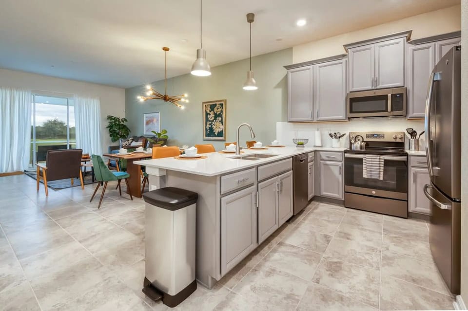 Kitchen or kitchenette