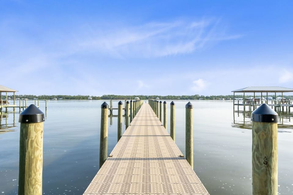 Dock