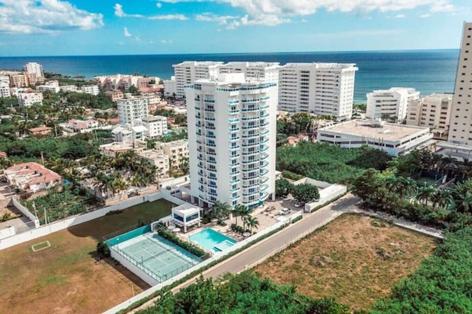 Our Amazing Building Las Velas