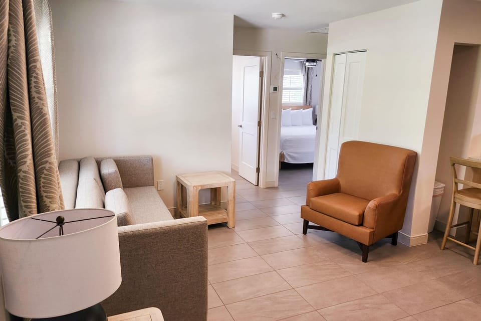 Poolside Two Bedroom Suite image 2