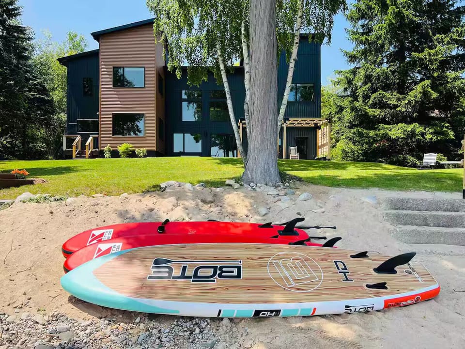 3 complimentary stand up paddle boards