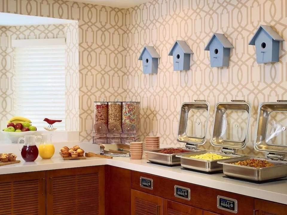 Breakfast Bar