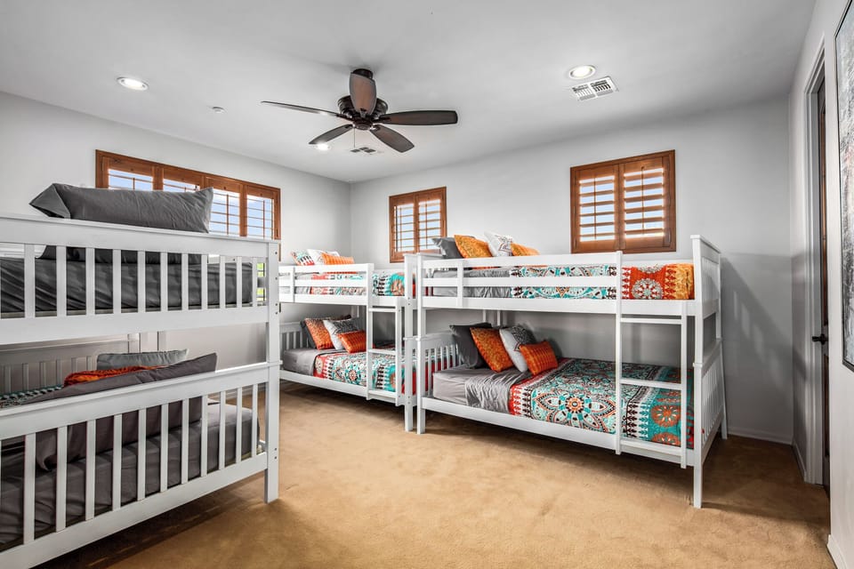 Bedroom 5: Bunk Room- 3 Fulls over Fulls (Sleeps 6)