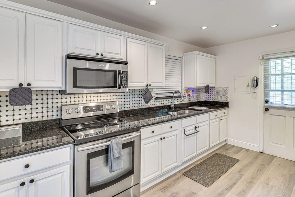 Kitchen | Cooking Basics | Keurig Coffee Maker | Refrigerator