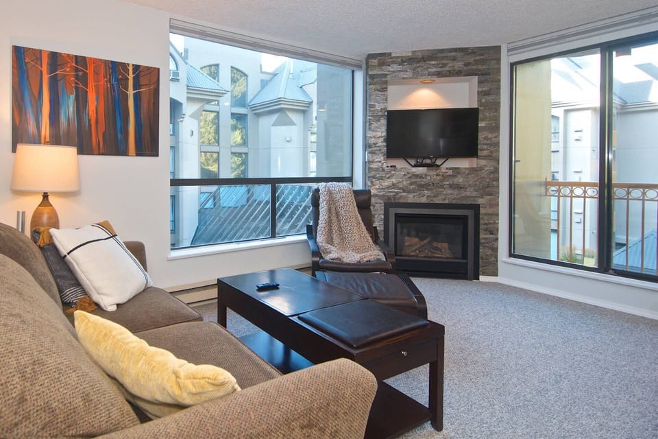 Open and bright living area