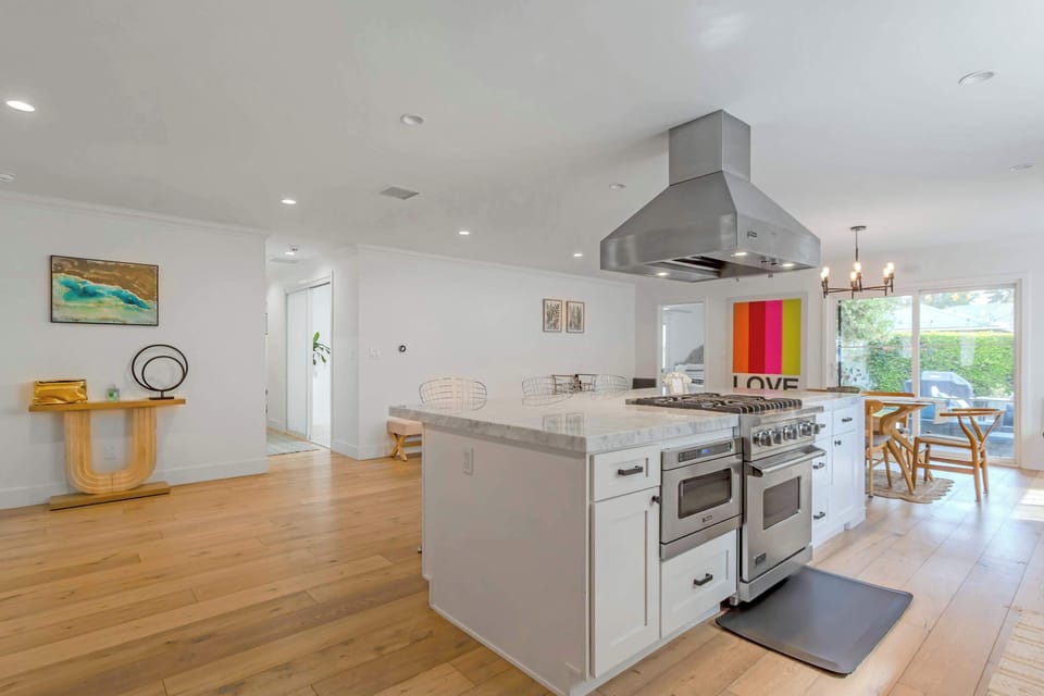 Whether you're a five-star chef or a microwave magician, this is the perfect space to whip up some delicious memories.