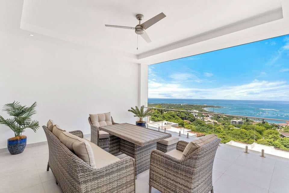 Live the view. Your elevated escape by the sea.

