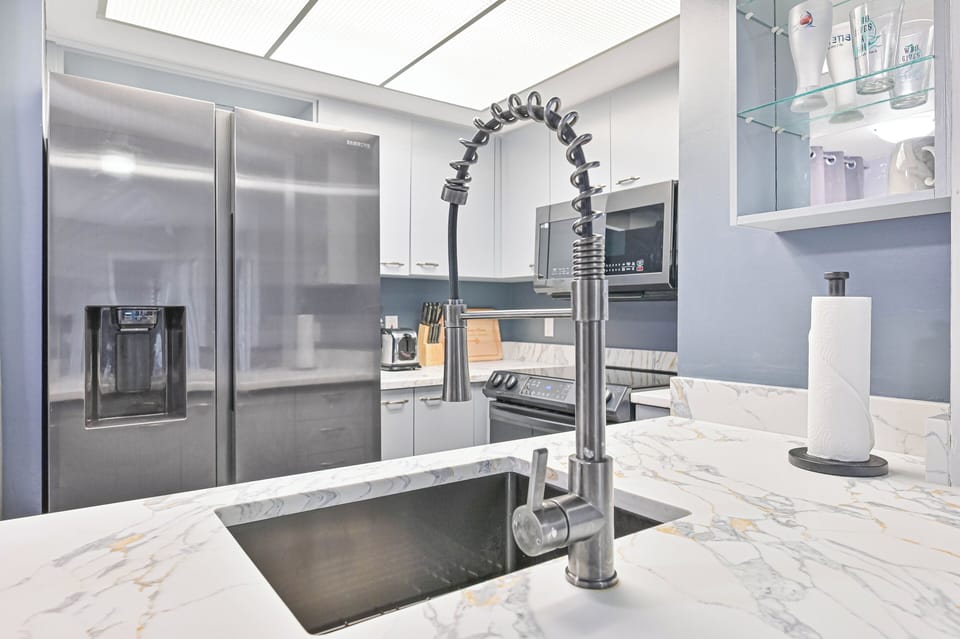 Cross12 - New remodeled and fully equipped kitchen