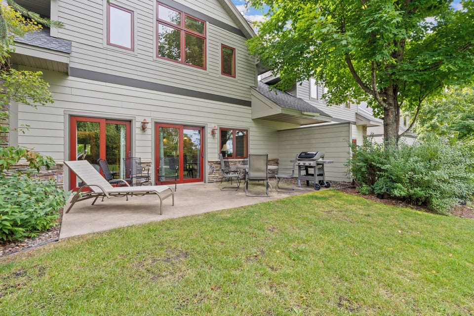 Lakefront Patio + Grill