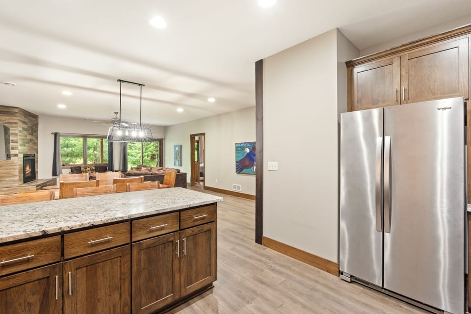 Open Floor plan - great natural light