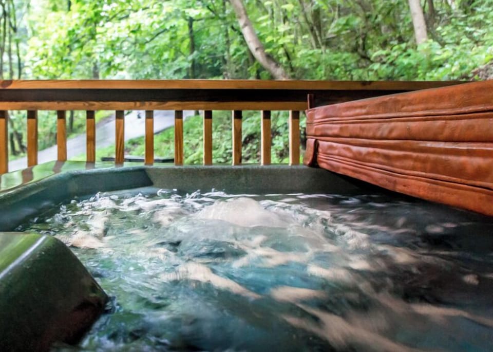 HatfieldHideaway_3