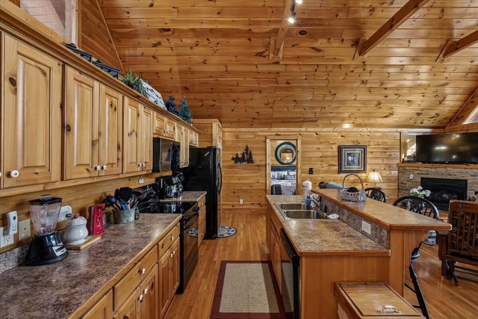 19-Kitchen