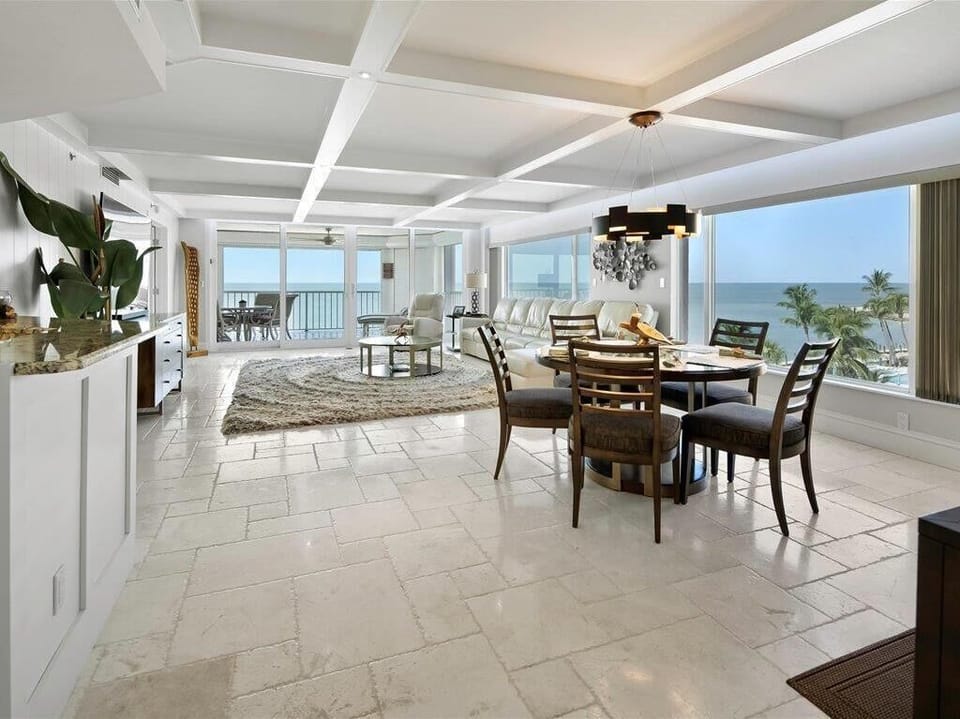 Dining & Living Area