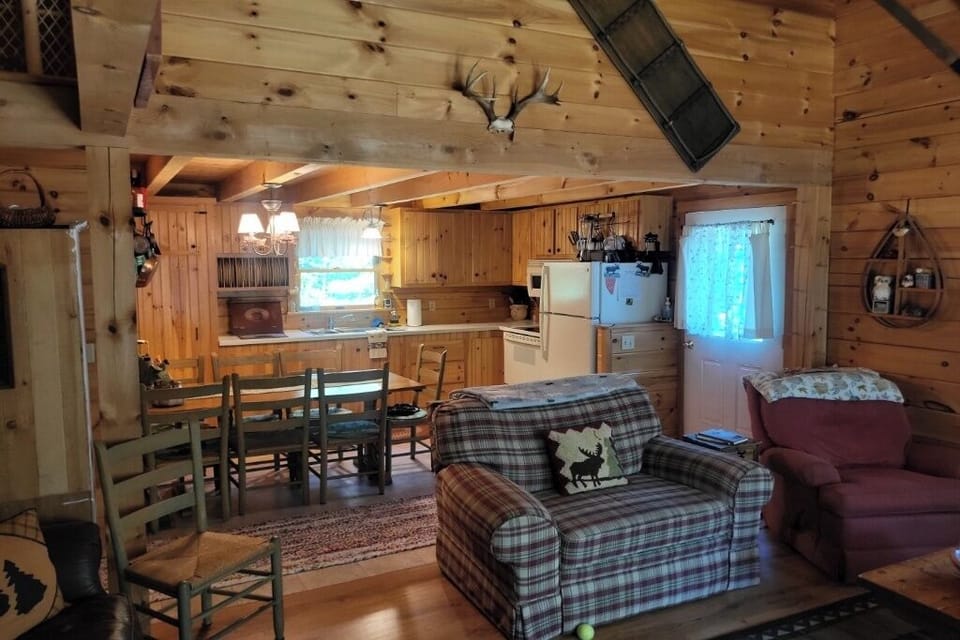 Livingroom & Kitchen