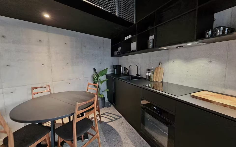 Fully equipped kitchen with quality appliances — perfect for cooking in