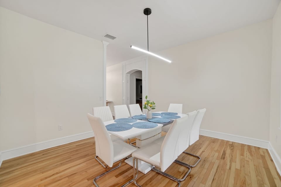 Architecture, Building, Dining Room, Dining Table, Furniture