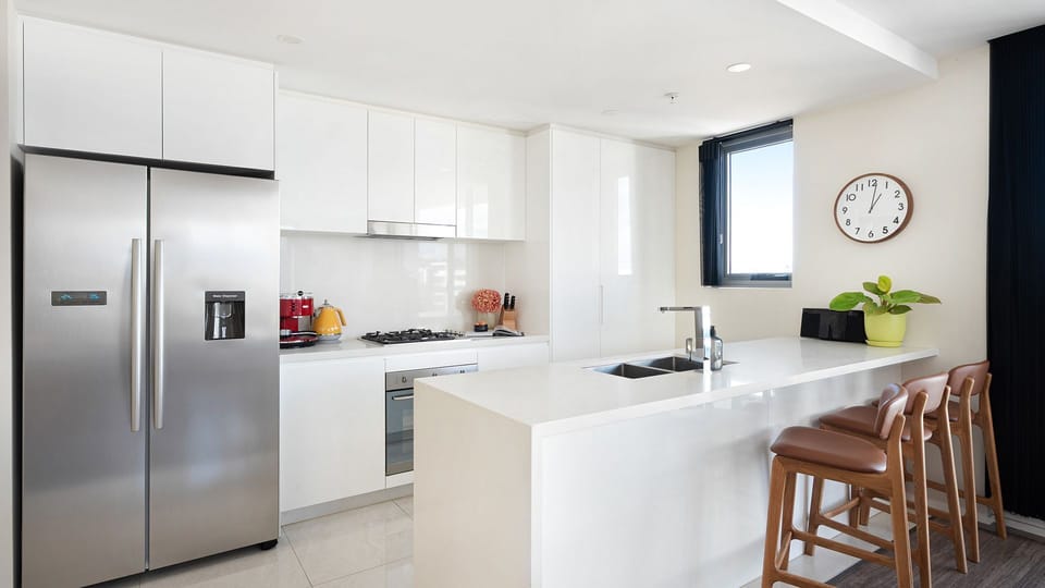 Burelli Beauty | Open plan chef's kitchen