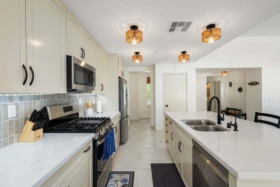 Looking into chef's kitchen & pantry.