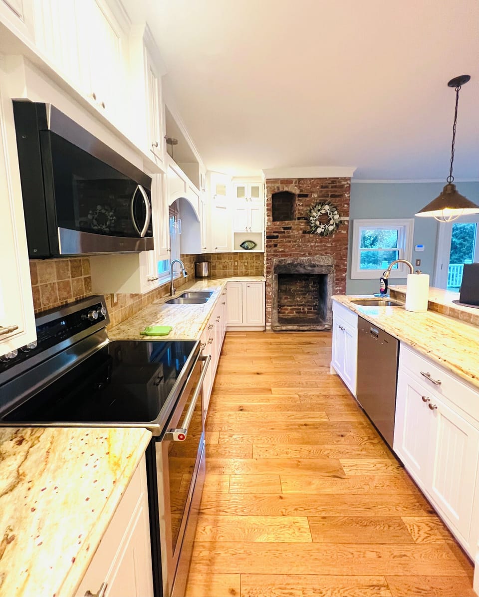 You will never run out of counter space here!