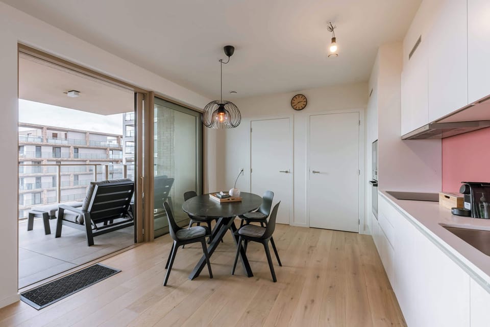 Open Dining Area with City Views