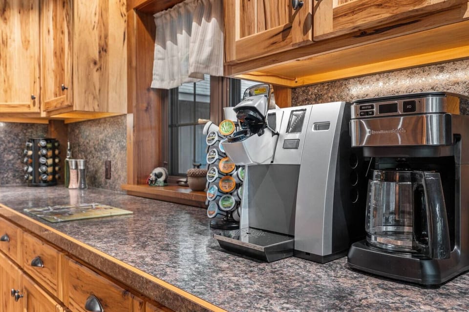 Coffee Bar! Keurig Kcup Maker, and Drop Coffee Pot, Grounds and Kcups are provided.