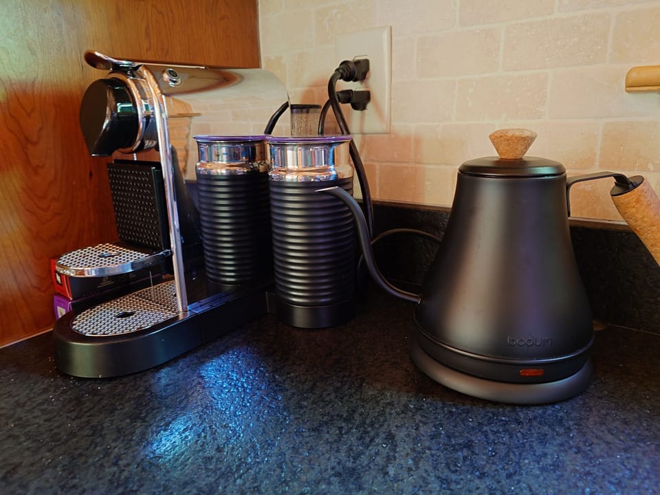 Nespresso w/ milk frother and electric water kettle