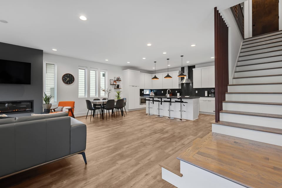Open layout with dining and kitchen space in East Nashville rental