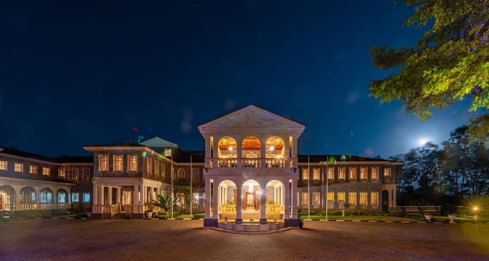 Soak in breathtaking night-time grandeur at the iconic entrance.