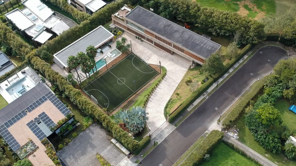 Sport court