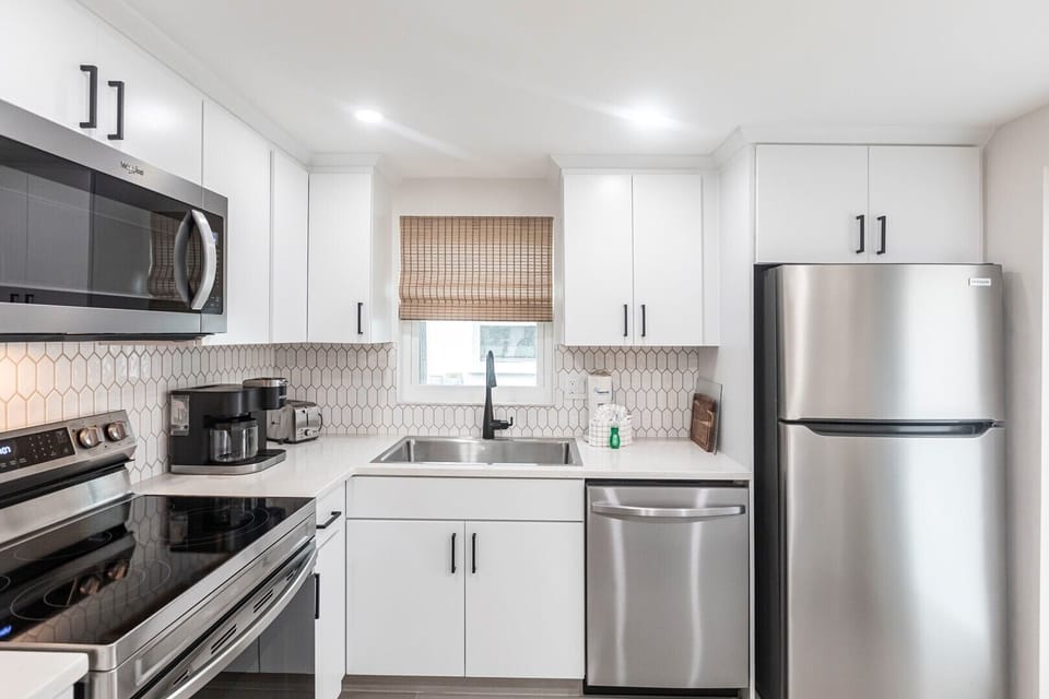 09 Kitchen
