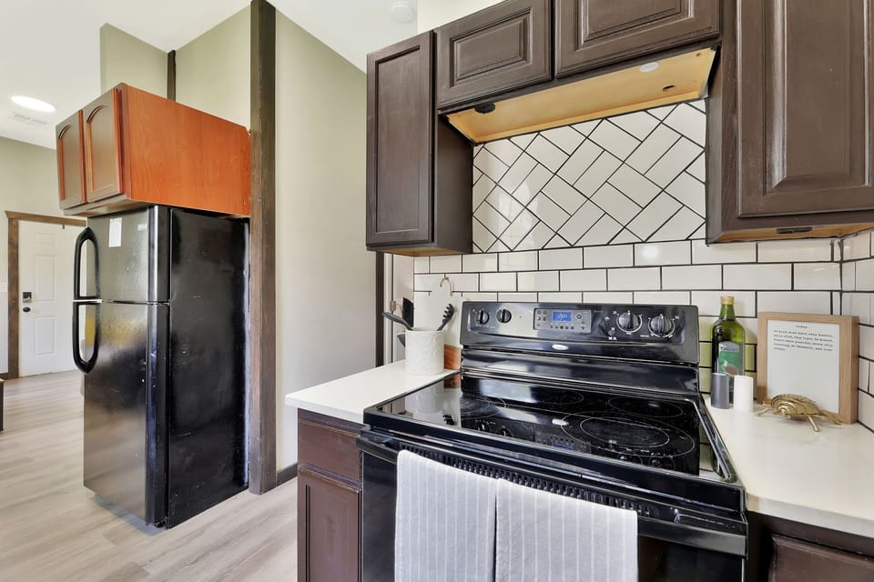 Counter space on either side of stove for convenient cooking.