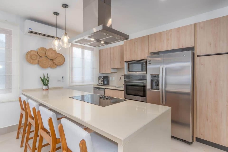 Spacious kitchen