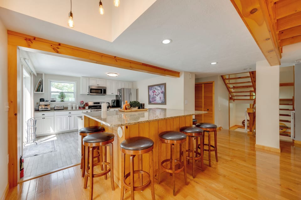 Breakfast Bar | 1st Floor