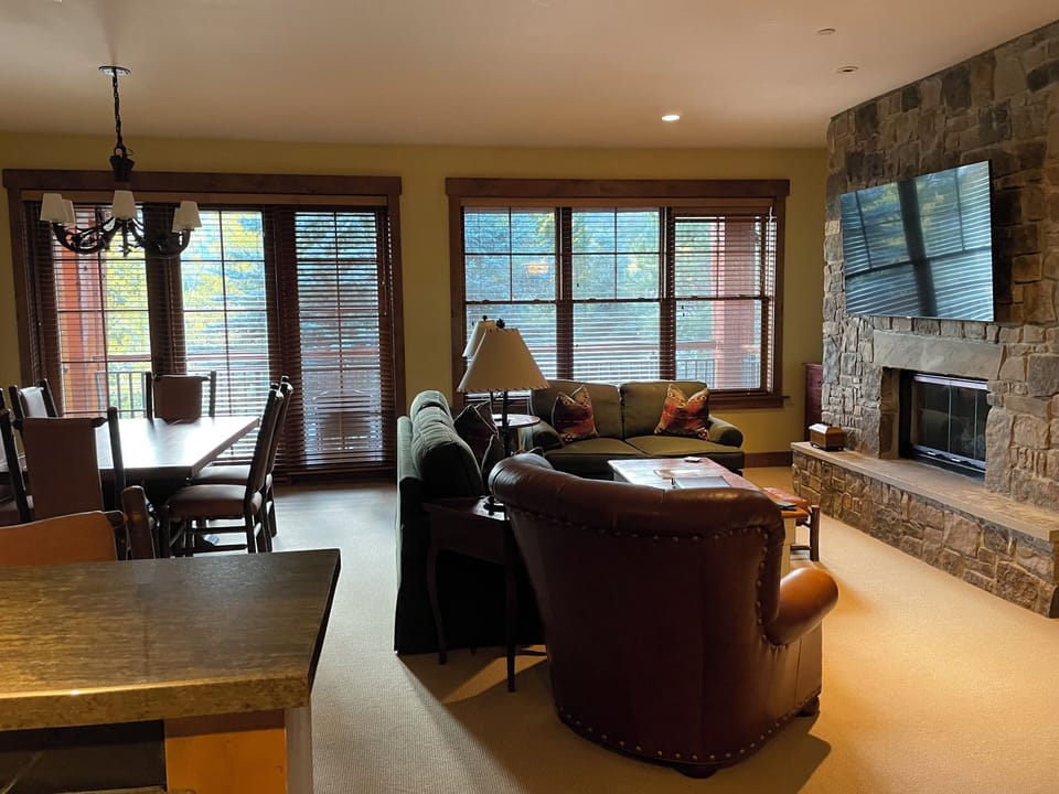 Living/Dining Room
