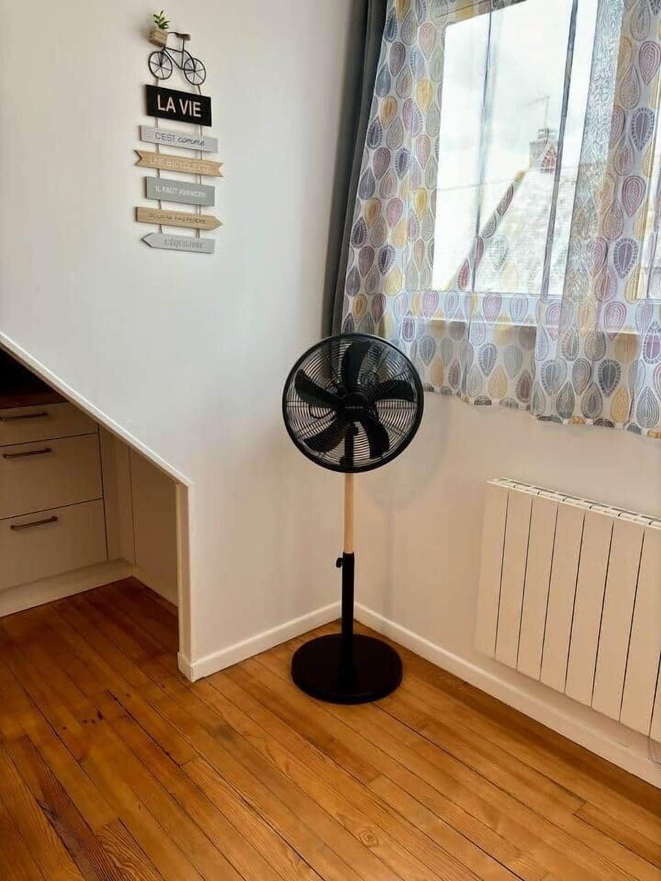 A votre disposition pour vous rafraîchir. ☺️