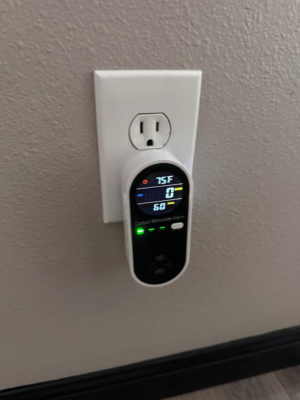 Carbon monoxide detector for safety