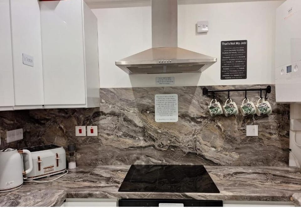 Screenshot 2025-09-08 032346