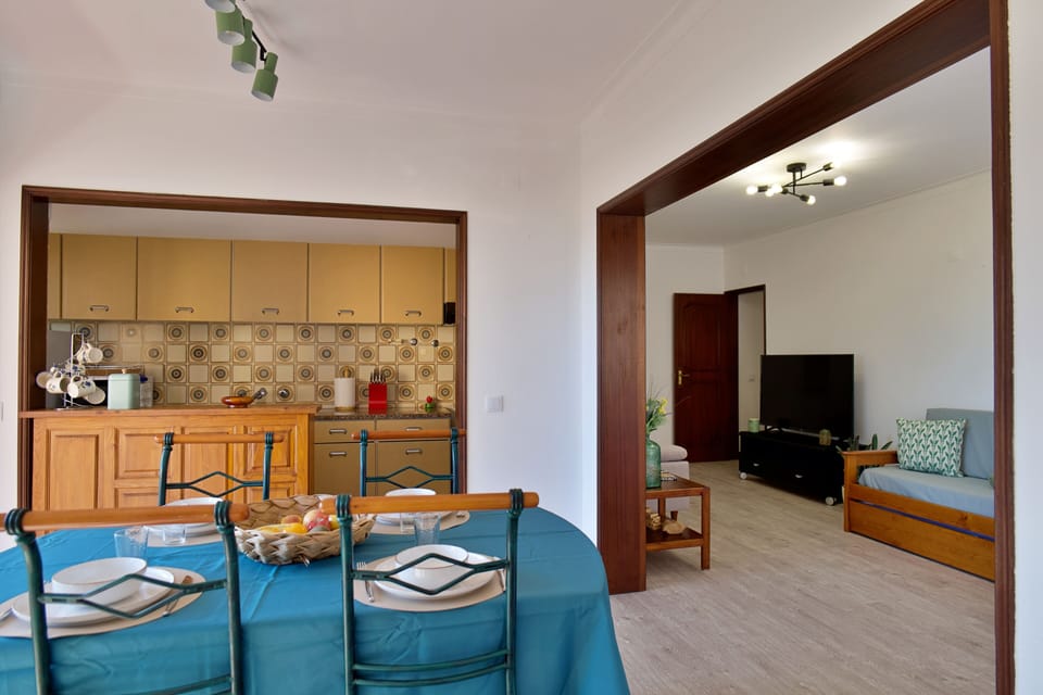 Open-plan kitchen and living room
Open Space entre sala e cozinha