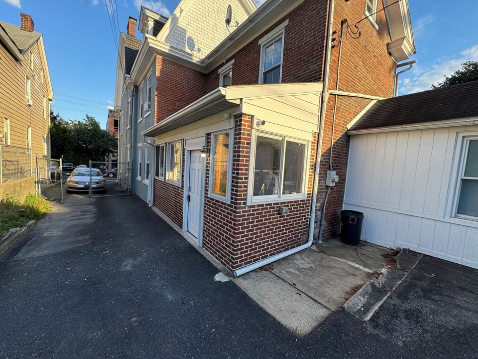 Driveway with side entrance