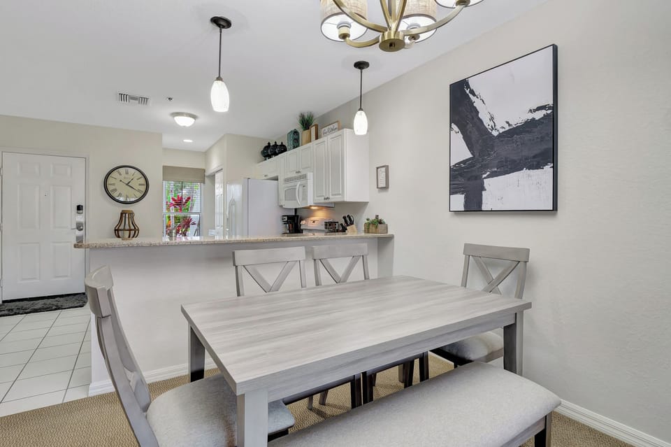 Spacious Dining Area